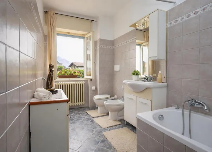 Casa Curti 1 Apartment Sorico